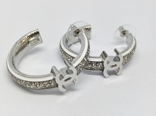 Chanel B25C sølv øreringe med autenticitetsstempel made in Italy