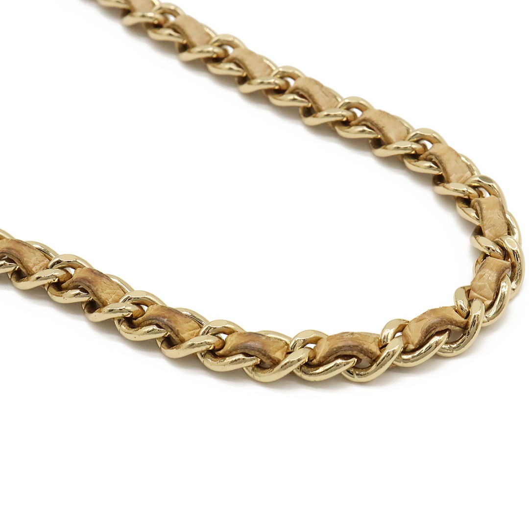 Chanel guld kæde med flettet beige lammeskind – detaljebillede
