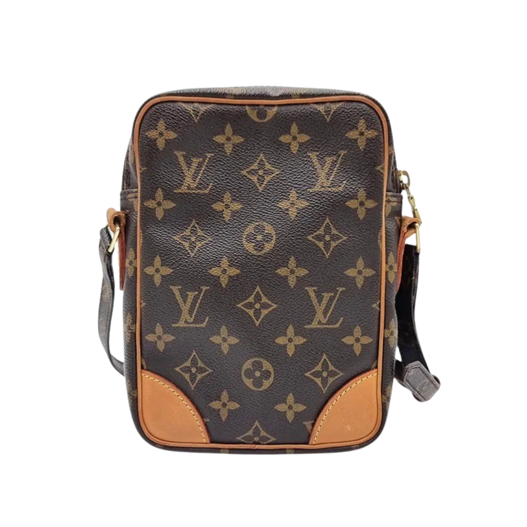 Bagsiden af Louis Vuitton Amazone crossbody taske i Monogram Canvas
