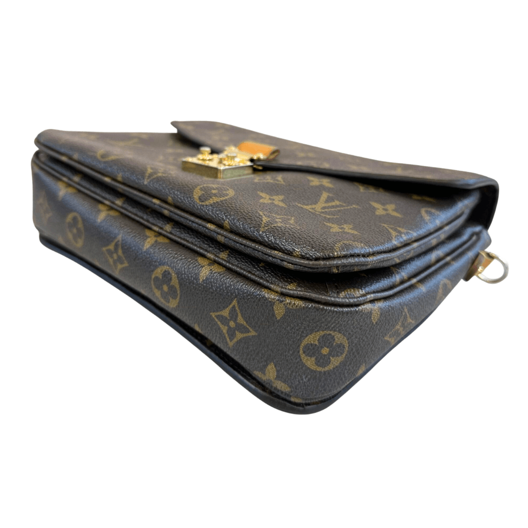 Louis Vuitton Pochette Métis monogram sidevinkel – preloved klassisk crossbody taske