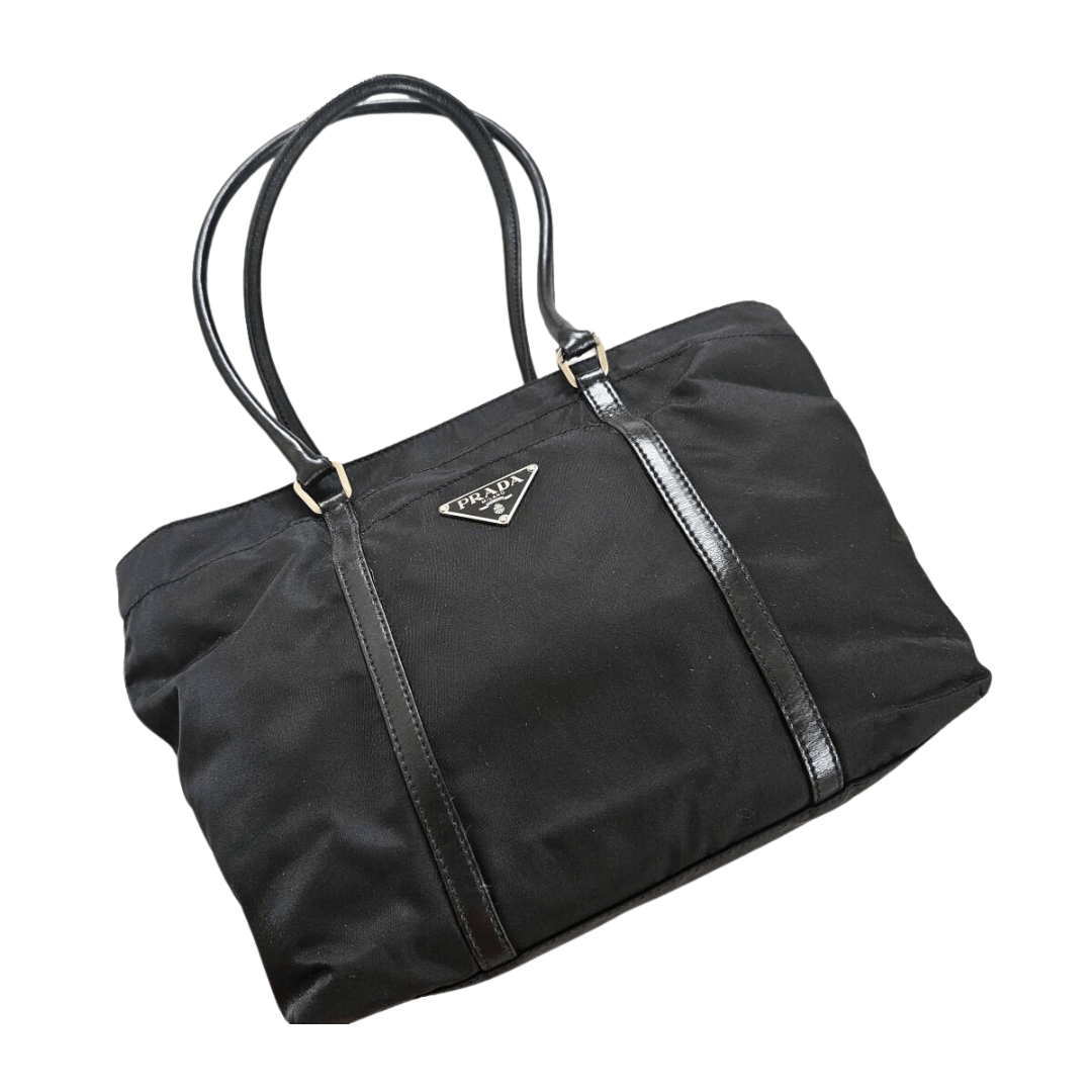 Prada sort Tessuto Nylon Tote shopper taske i preloved stand – ikonisk dame håndtaske i nylon og læder