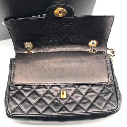 Small Chanel Klassisk Medium Dobbelt Flap Taske med 24K Guldhardware – Vintage