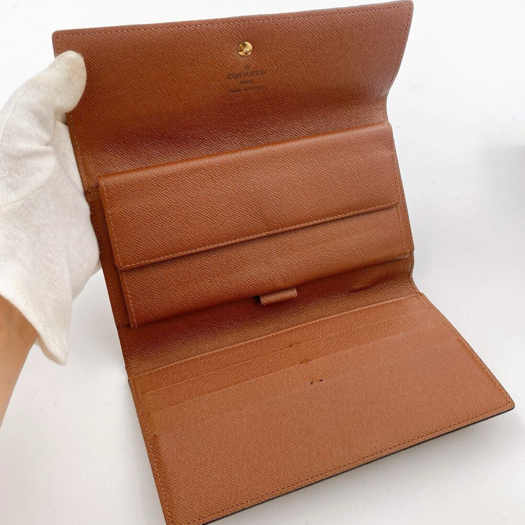 Køb Louis Vuitton pung online i dag – eksklusiv vintage, hurtig levering og sikker betaling hos Reluxe.dk.