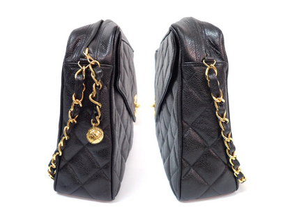 Chanel Camera Caviar taske preloved i flot stand set fra siden
