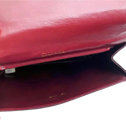 Chanel Classic Flap medium sort – interiør og seriemærkat