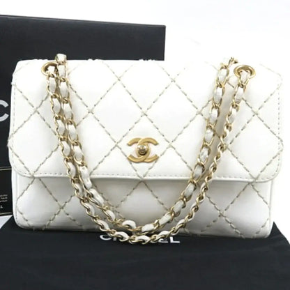 Chanel Classic Medium Single Flap hvid – set forfra