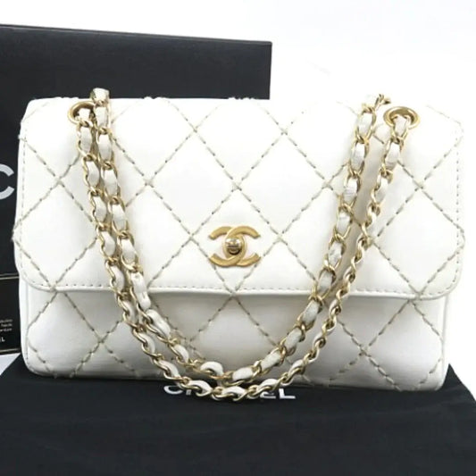 Chanel Classic Medium Single Flap hvid – set forfra
