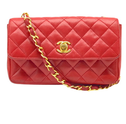 Chanel Matelassé rød – set forfra