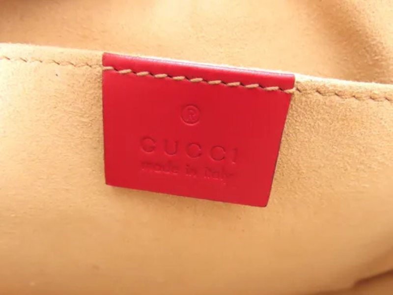 Gucci GG Marmont taske rød – autenticitetsstempel
