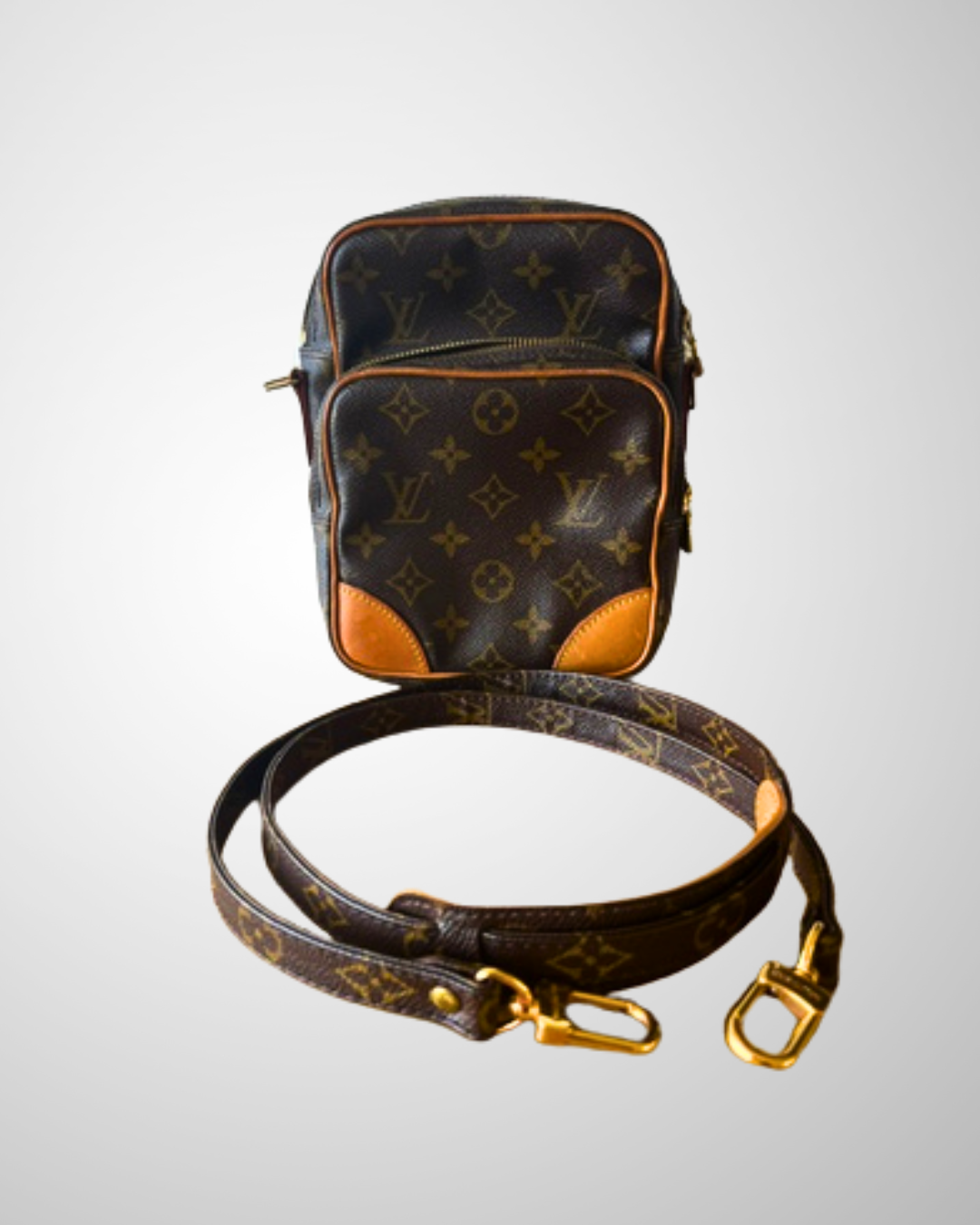 Louis Vuitton Amazone i Monogram canvas set forfra med justerbar skulderrem