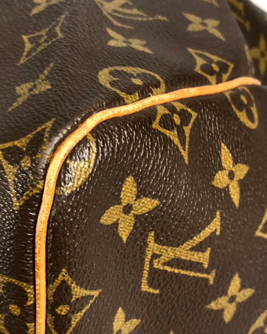 Louis Vuitton Keepall 55 vintage 1982 – kant og læderbort detalje