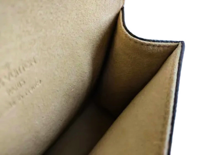 Louis Vuitton Pochette Florentine monogram – interiør