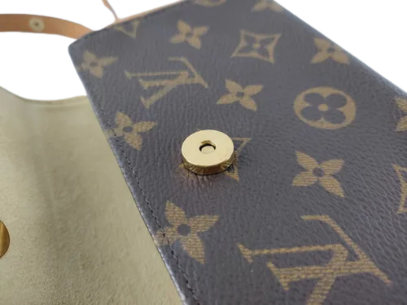 Louis Vuitton Pochette Florentine monogram – magnetlukning