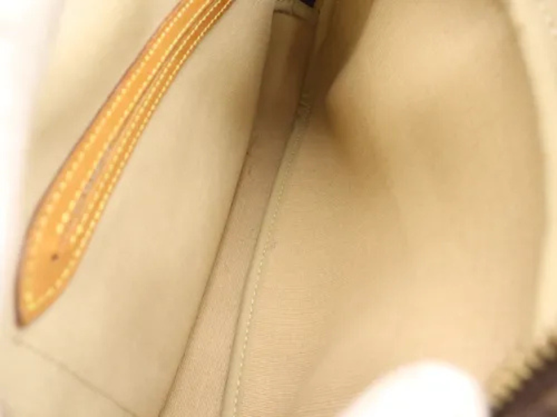 Louis Vuitton Reporter PM monogram 2005 – beige interiør med flade lommer