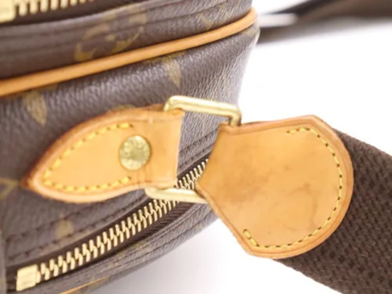 Louis Vuitton Reporter PM monogram 2005 – vachetta-læderdetalje close-up