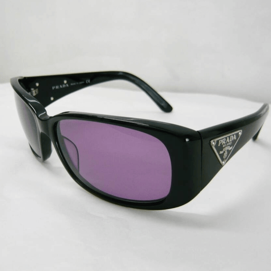 Prada solbriller sorte med lilla linser – preloved luksus eyewear til damer