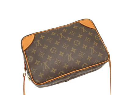 Preloved Louis Vuitton Trocadero 27 skuldertaske – ikonisk LV-monogram med Vachetta læderdetaljer